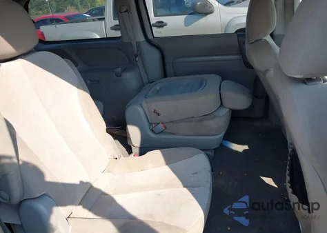 2012 Kia Sedona Lx z USA, uszkodzony, nr VIN KNDMG4C71C6415746